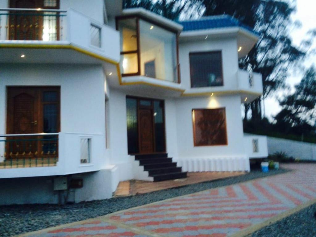 Celestial Villa By Serenest Kotagiri Esterno foto